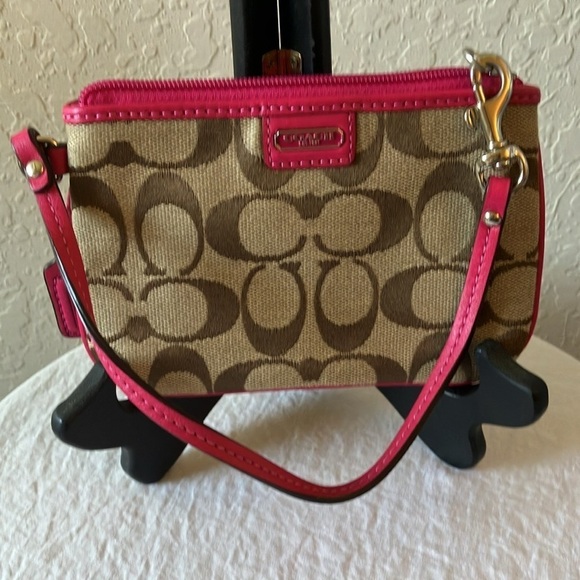 Coach: Khaki/Pink Signature Canvas/Leather wristlet/Clutch- 2 card slots - Picture 12 of 16